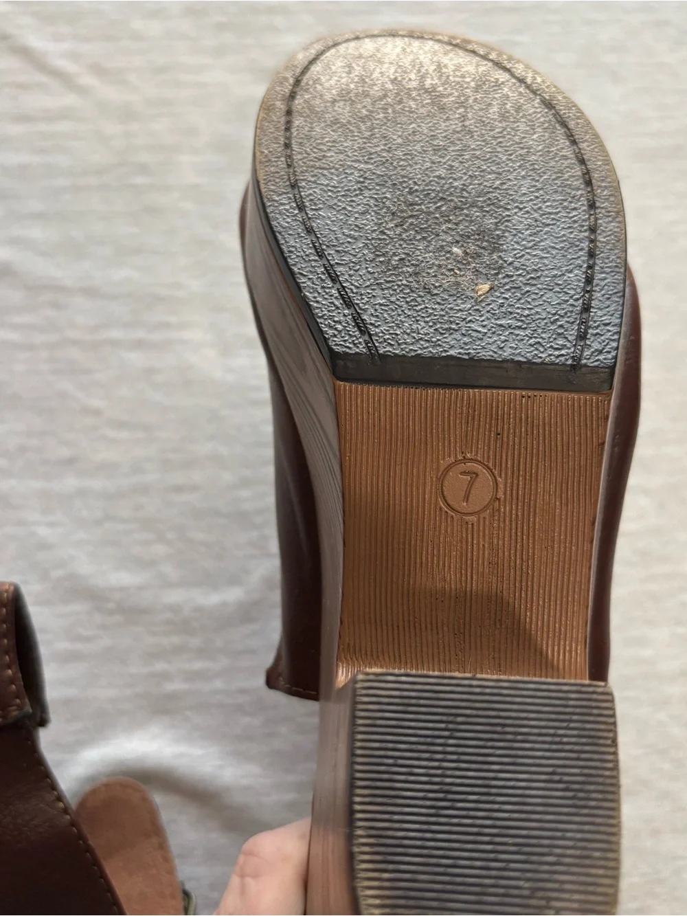 Pierre Dumas Brown Faux Leather Platform Cutout Clogs Heels Size 7